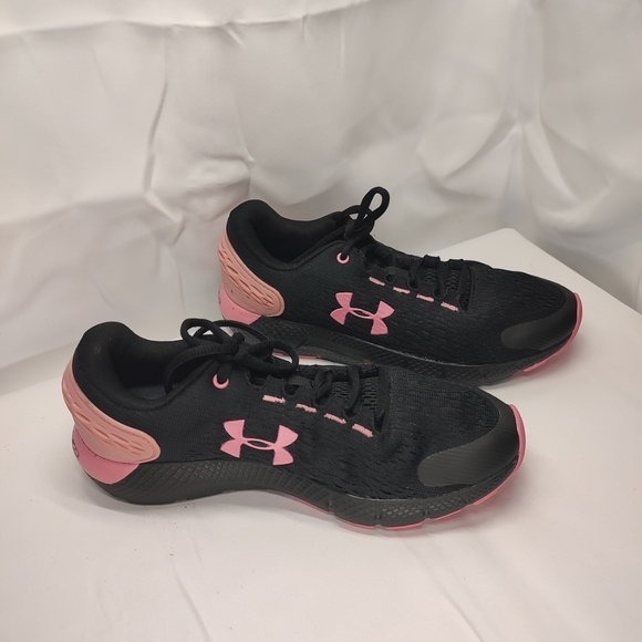 UNDER ARMOUR YOUTH Size 5 black/Pink lace up athletic shoes EUC! - Picture 5 of 7